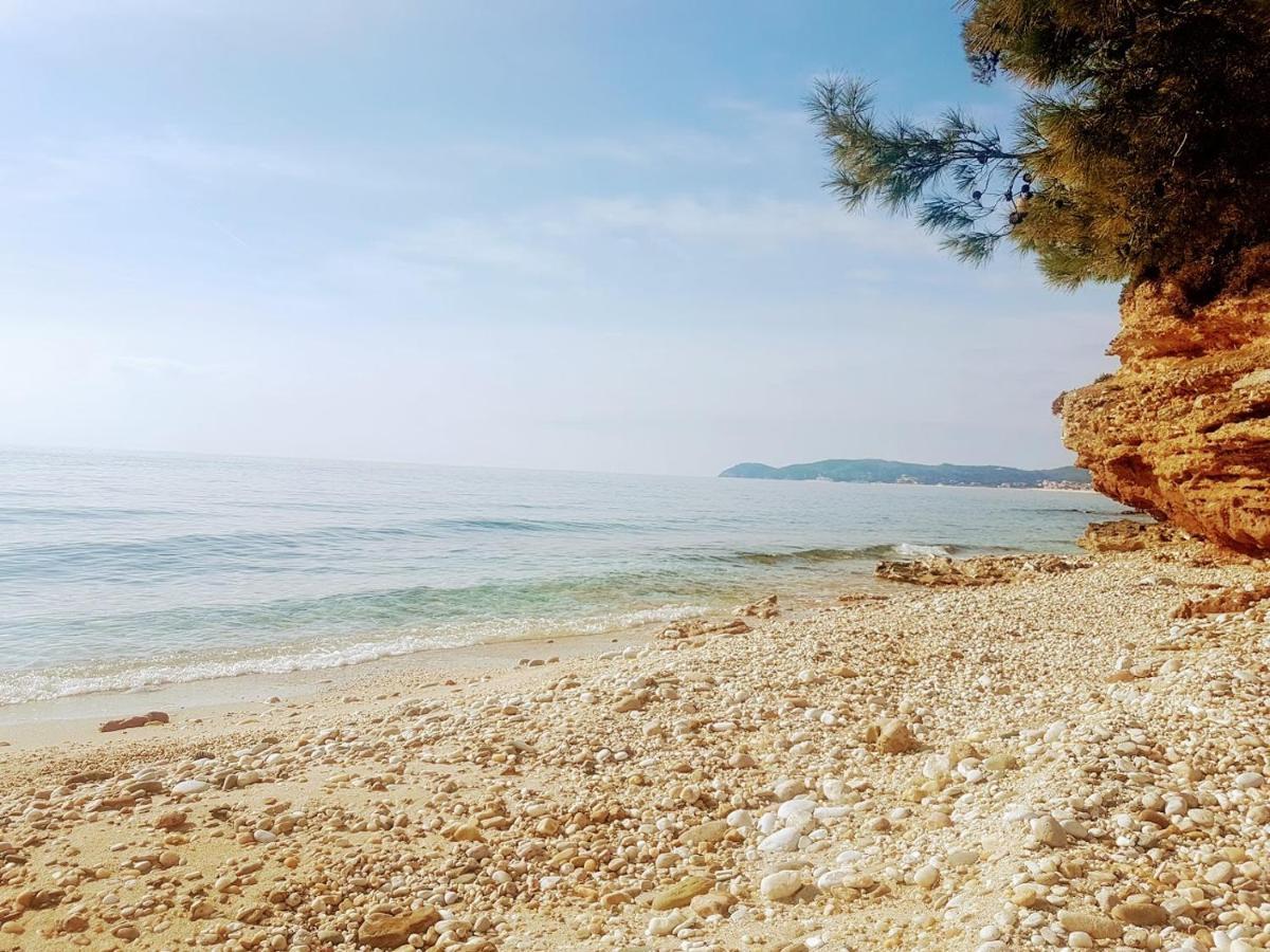 Spitaki Apartments Потос Экстерьер фото